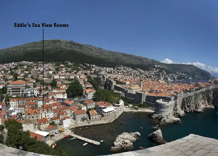 Eddie'S Sea View Rooms Old Town